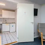 4 Person In